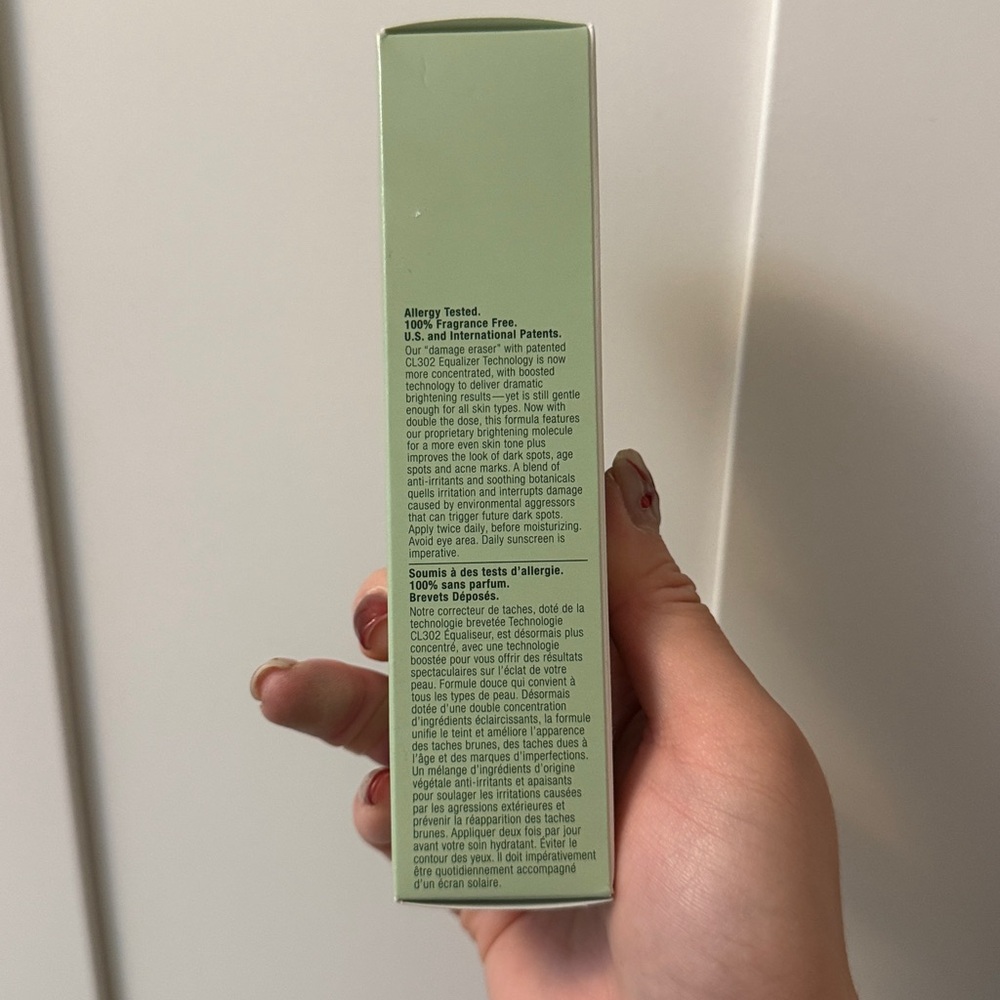 Even Better Clinical™ Radical Dark Spot Corrector + Interrupter-50 ml BNIB - Picture 7 of 11